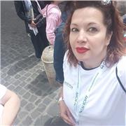 laureanda in infermieristica impartisce lezioni a studenti di scuole medie e superiori e preparazione test universitari